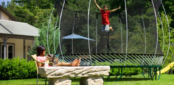 kidjumping_trampoline